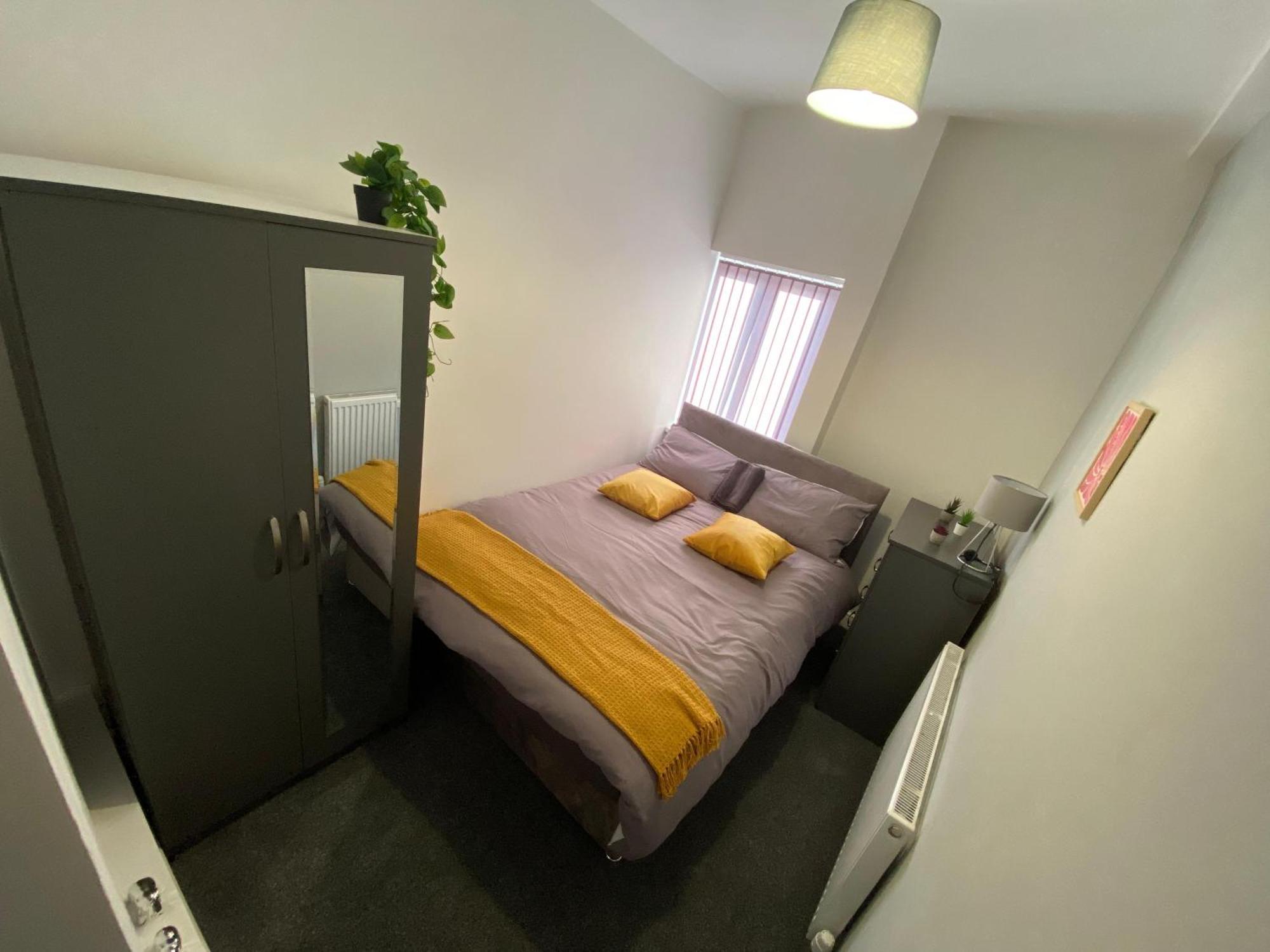 Great Home Of Relaxations Stoke-on-Trent ภายนอก รูปภาพ